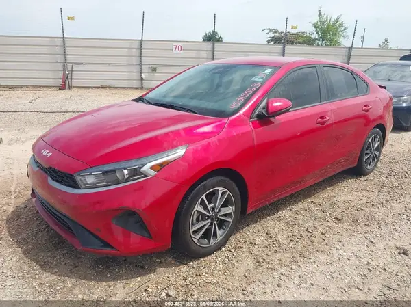 3KPF24ADXPE656074 2023 KIA FORTE - Image 2