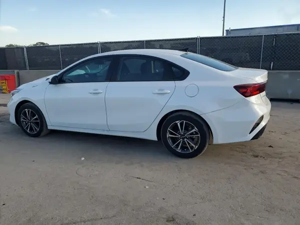 3KPF24ADXPE659170 2023 KIA FORTE - Image 2