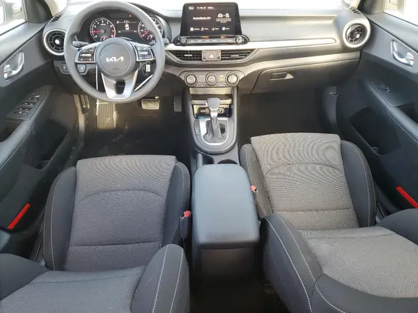 3KPF24ADXPE659170 2023 KIA FORTE - Image 8