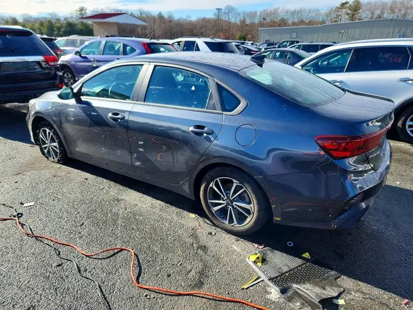 3KPF24ADXPE662439 2023 KIA FORTE - Image 2