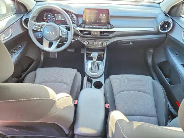 3KPF24ADXPE662439 2023 KIA FORTE - Image 8