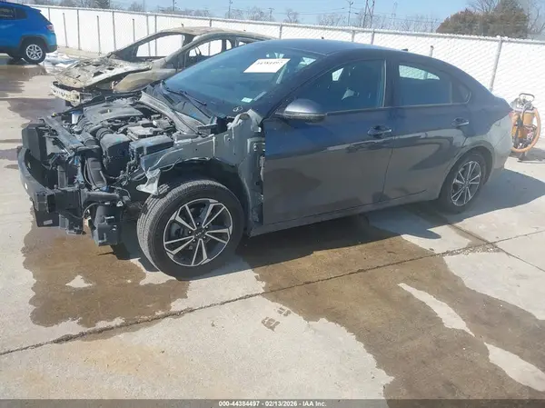 3KPF24ADXPE665244 2023 KIA FORTE - Image 2