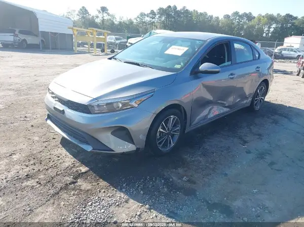 3KPF24ADXPE665406 2023 KIA FORTE - Image 2