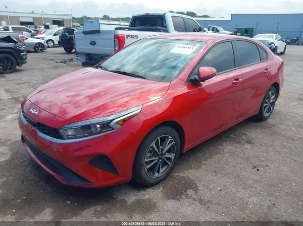 3KPF24ADXPE665535 2023 KIA FORTE - Image 2