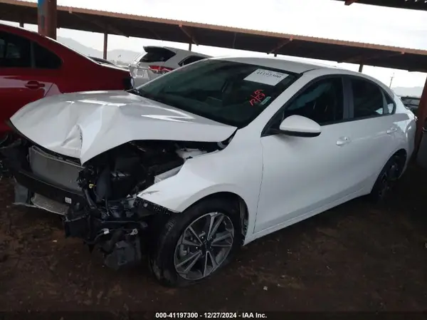 3KPF24ADXPE665728 2023 KIA FORTE - Image 2