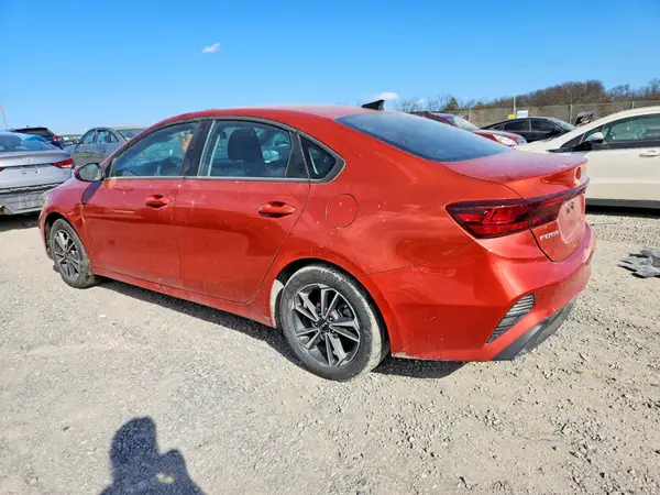 3KPF24ADXPE667012 2023 KIA FORTE - Image 2