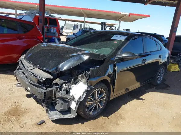 3KPF24ADXPE667026 2023 KIA FORTE - Image 2