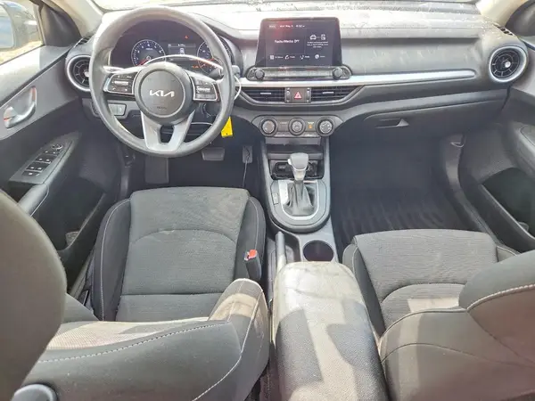 3KPF24ADXPE669892 2023 KIA FORTE - Image 8