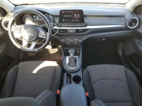 3KPF24ADXPE670573 2023 KIA FORTE - Image 8