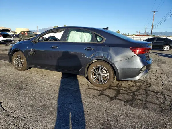 3KPF24ADXPE670878 2023 KIA FORTE - Image 2