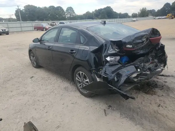 3KPF24ADXPE671528 2023 KIA FORTE - Image 2