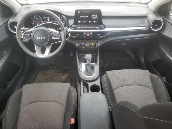 3KPF24ADXPE671528 2023 KIA FORTE - Image 8