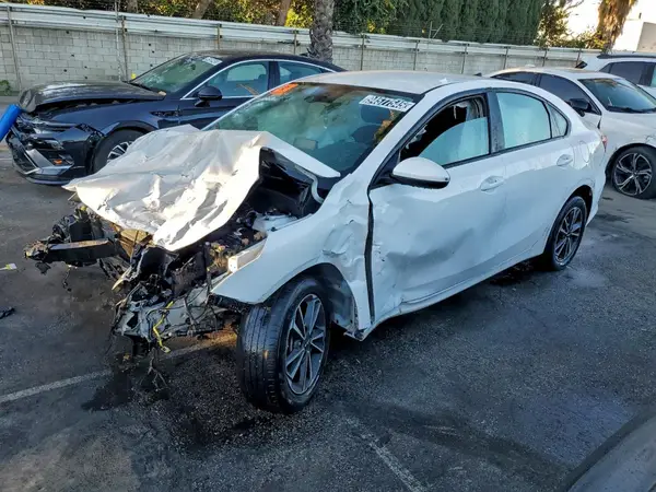 3KPF24ADXPE675157 2023 KIA FORTE - Image 1