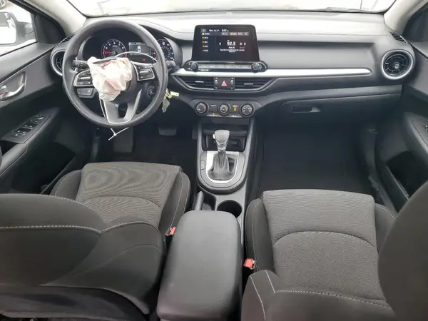 3KPF24ADXPE675871 2023 KIA FORTE - Image 8