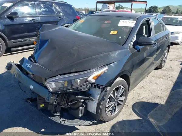 3KPF24ADXPE676776 2023 KIA FORTE - Image 2