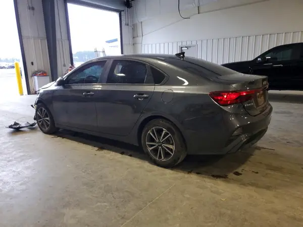 3KPF24ADXPE680116 2023 KIA FORTE - Image 2