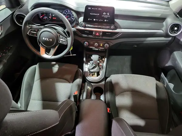 3KPF24ADXPE681136 2023 KIA FORTE - Image 8