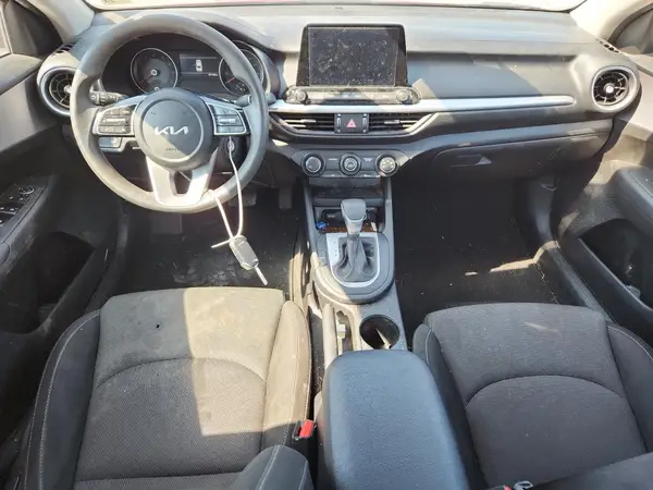 3KPF24ADXPE682545 2023 KIA FORTE - Image 8