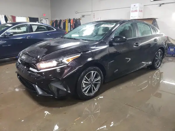 3KPF24ADXPE684859 2023 KIA FORTE - Image 1
