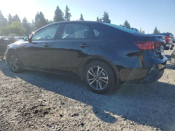 3KPF24ADXPE686790 2023 KIA FORTE - Image 2