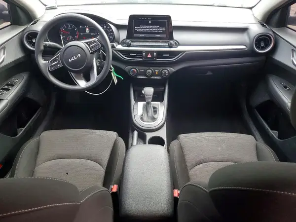 3KPF24ADXPE686840 2023 KIA FORTE - Image 8