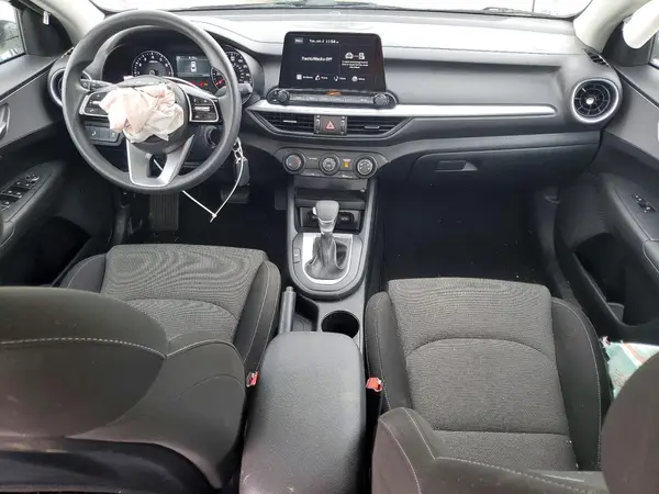 3KPF24ADXPE690970 2023 KIA FORTE - Image 8