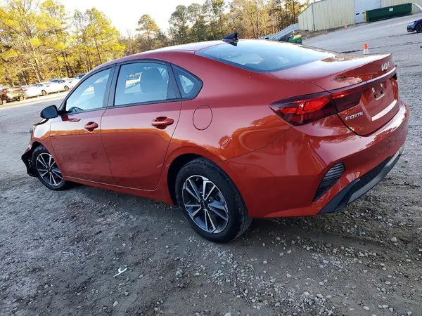 3KPF24ADXPE692198 2023 KIA FORTE - Image 2
