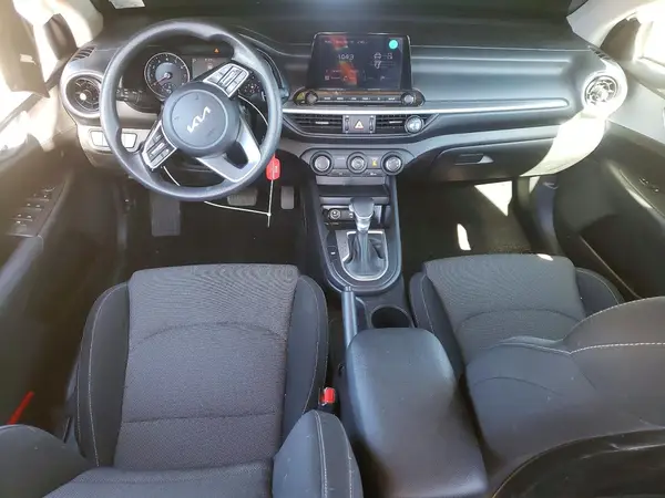 3KPF24ADXRE694486 2024 KIA FORTE - Image 8