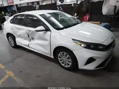3KPF24ADXRE699106 2024 KIA FORTE