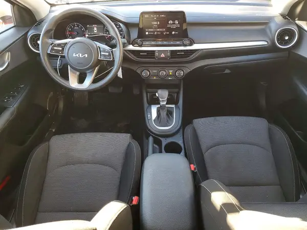 3KPF24ADXRE703526 2024 KIA FORTE - Image 8