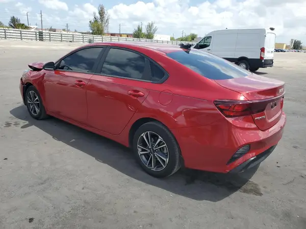 3KPF24ADXRE704112 2024 KIA FORTE - Image 2