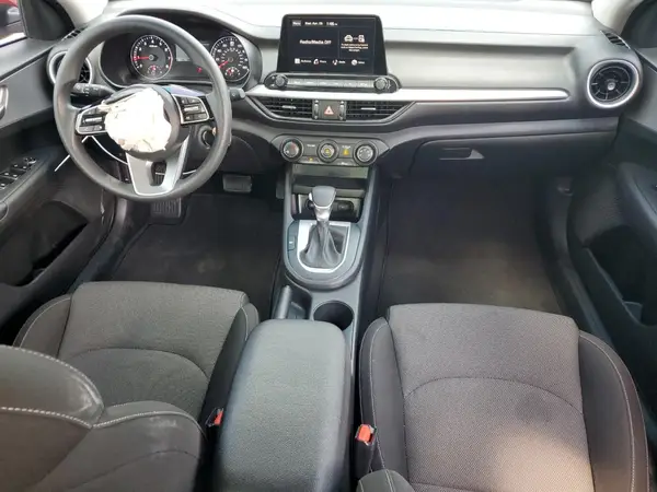 3KPF24ADXRE704112 2024 KIA FORTE - Image 8