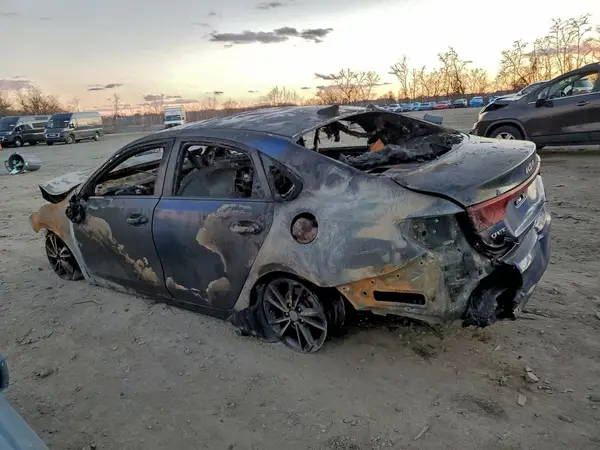3KPF24ADXRE707656 2024 KIA FORTE - Image 2