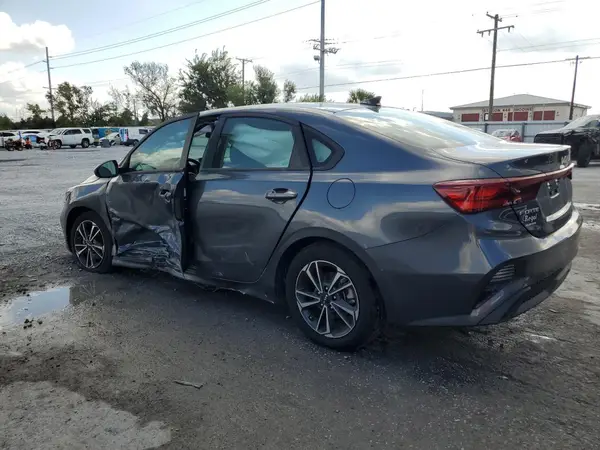 3KPF24ADXRE709410 2024 KIA FORTE - Image 2