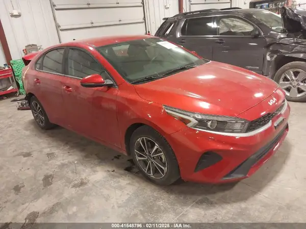 3KPF24ADXRE709987 2024 KIA FORTE - Image 1