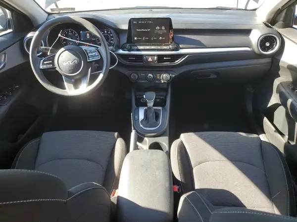 3KPF24ADXRE710024 2024 KIA FORTE - Image 8