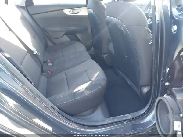 3KPF24ADXRE713859 2024 KIA FORTE - Image 8
