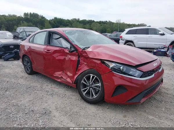 3KPF24ADXRE719032 2024 KIA FORTE - Image 1