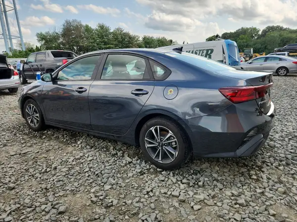 3KPF24ADXRE719774 2024 KIA FORTE - Image 2
