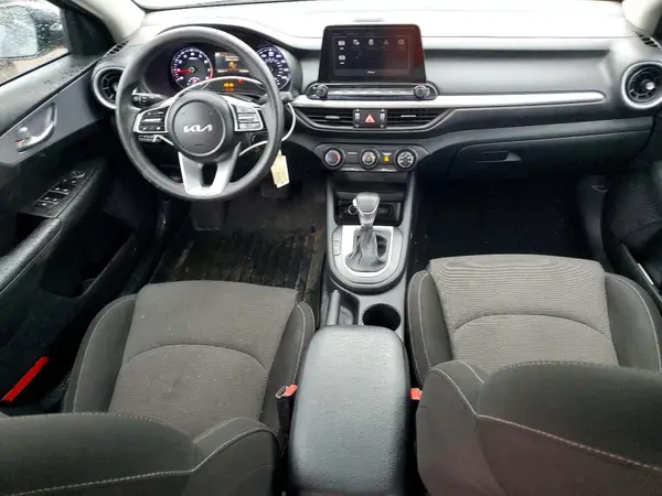 3KPF24ADXRE724389 2024 KIA FORTE - Image 8