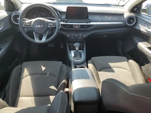 3KPF24ADXRE724943 2024 KIA FORTE - Image 8
