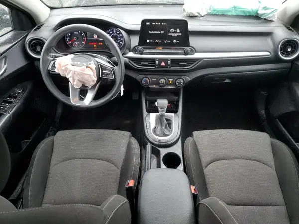 3KPF24ADXRE725686 2024 KIA FORTE - Image 8