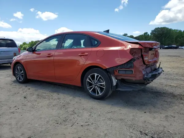 3KPF24ADXRE725798 2024 KIA FORTE - Image 2