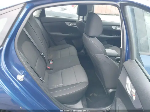 3KPF24ADXRE726966 2024 KIA FORTE - Image 8