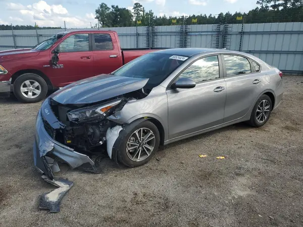 3KPF24ADXRE727504 2024 KIA FORTE - Image 1