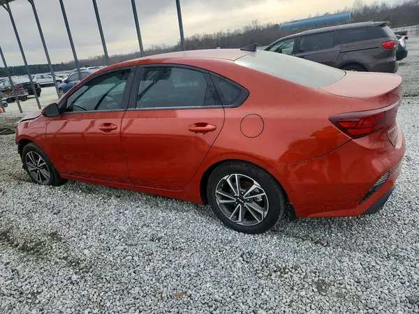 3KPF24ADXRE729513 2024 KIA FORTE - Image 2