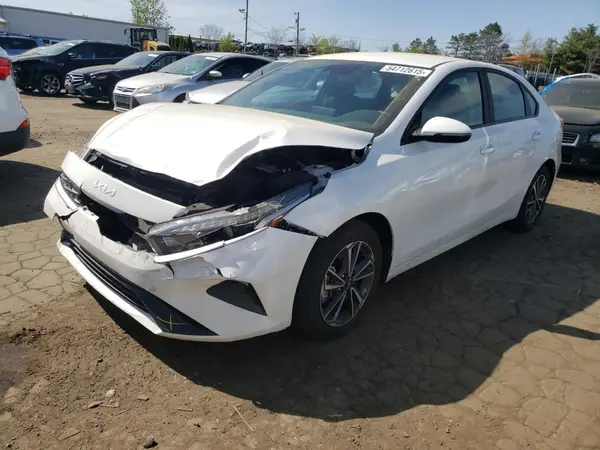 3KPF24ADXRE732458 2024 KIA FORTE - Image 1