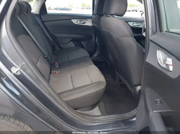 3KPF24ADXRE733190 2024 KIA FORTE - Image 8