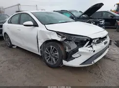 3KPF24ADXRE735540 2024 KIA FORTE