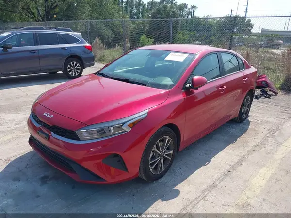 3KPF24ADXRE736137 2024 KIA FORTE - Image 2